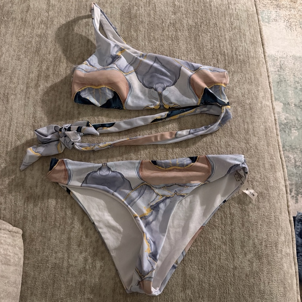 SHEIN One-Shoulder Bikini in Gray and Cream